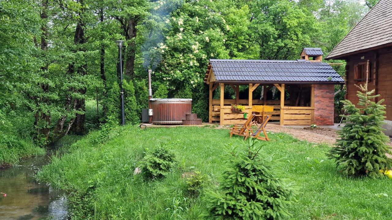 Vodenica Vrelo Chalets Vrelo Korenicko Room photo
